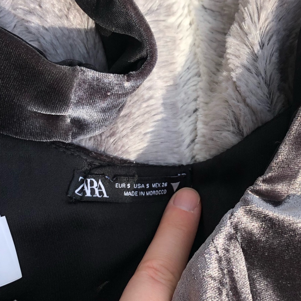 NWOT Zara Charcoal Velvet Cropped Tank - Picture 5 of 5